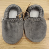 Babucha respetuosa Velvet Grey