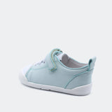 Deportiva respetuosa Ariel Aguamarina