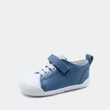 Deportiva respetuosa Ariel Azafata