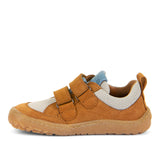 Zapatilla respetuosa modelo Base Brown