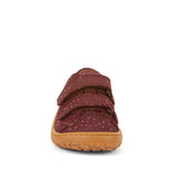 Zapatilla respetuosa modelo Base Burdeos repelente al agua