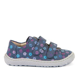 Zapatilla respetuosa modelo Base Denim con flores repelente al agua