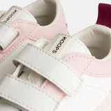 Zapatilla respetuosa modelo Indi en Rosa