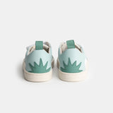 Zapatilla respetuosa modelo Indi en Verde