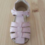 Sandalia respetuosa Rosa con estrellas con puntera cerrada - Ohana Barefoot
