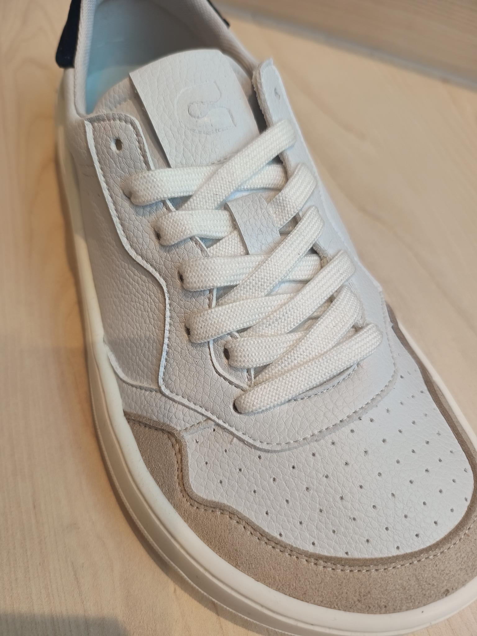 Zapatilla barefoot horma ancha Axis Blanco-Marino - Ohana Barefoot
