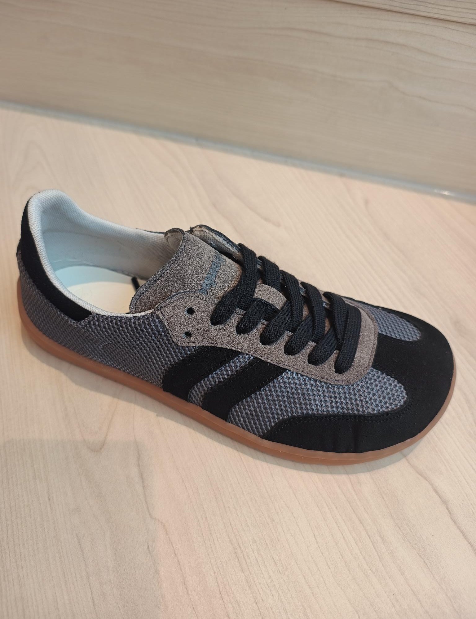 Zapatilla barefoot Track Negro - Ohana Barefoot