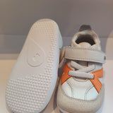 Zapatilla respetuosa primeros pasos Chase White-Orange peel - Ohana Barefoot