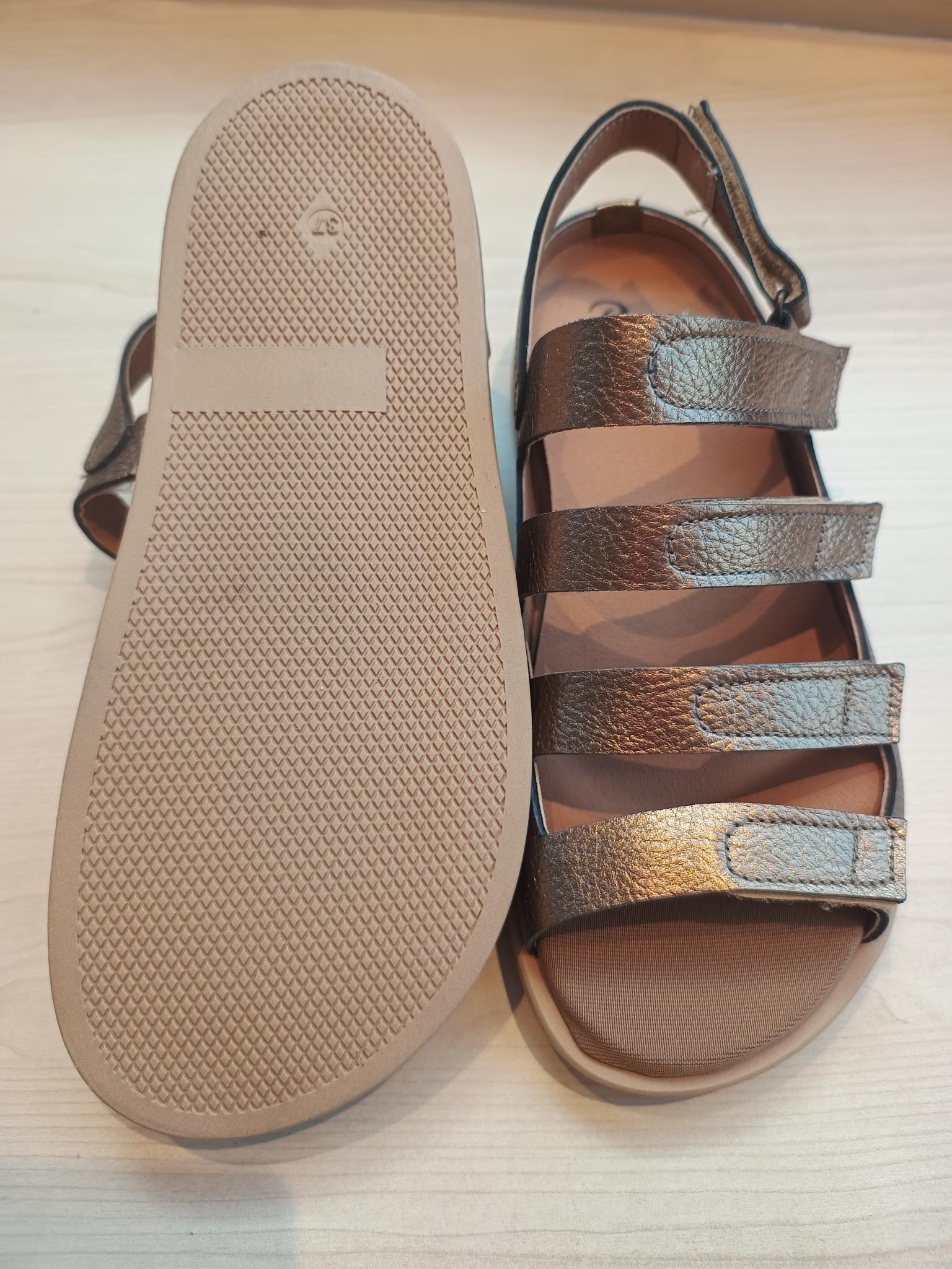 Sandalia barefoot para plantillas Bason Metalizado Mercurio - Ohana Barefoot