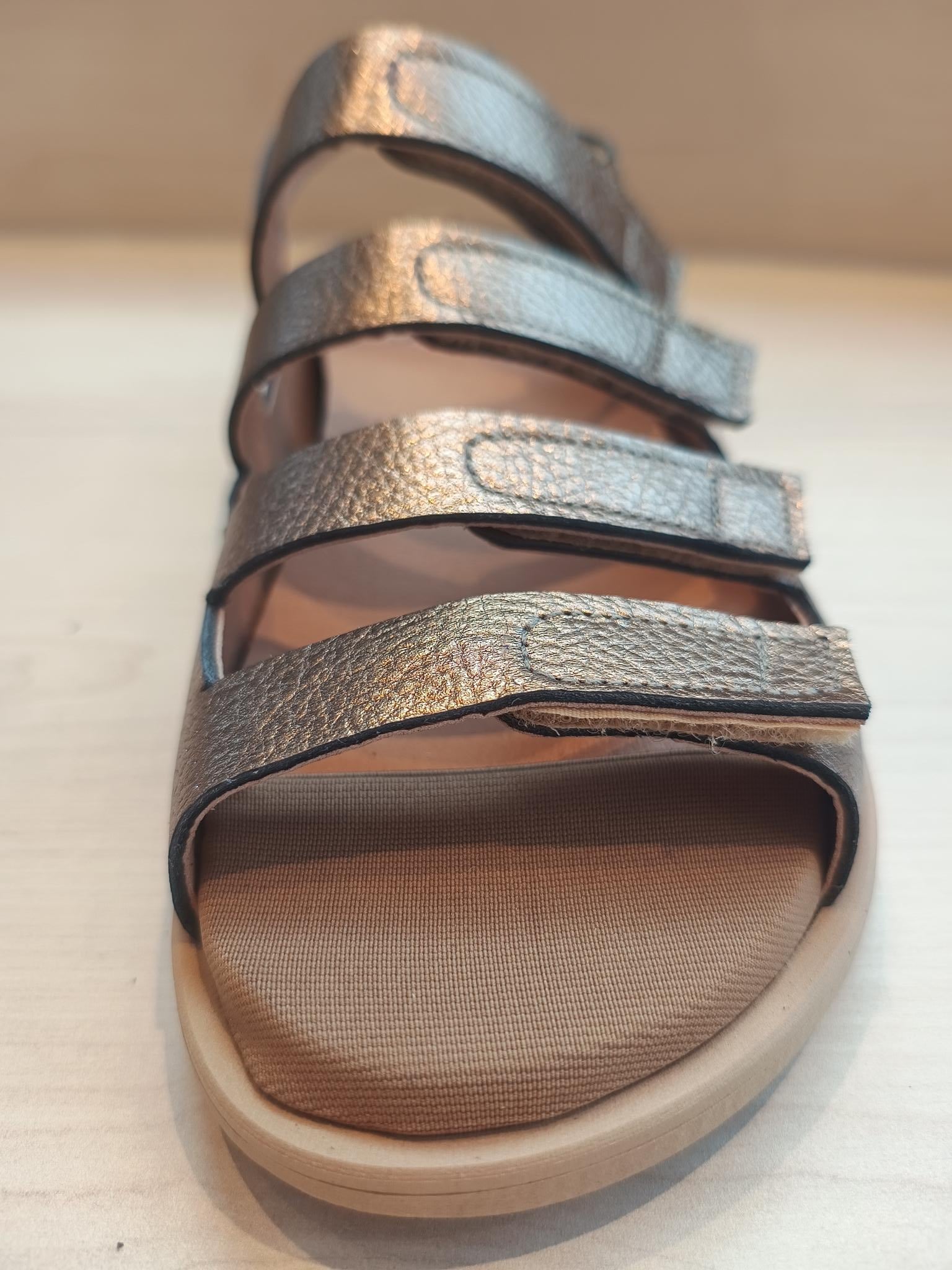 Sandalia barefoot para plantillas Bason Metalizado Mercurio - Ohana Barefoot