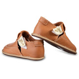 Calzado respetuoso en piel modelo Lulu Camel