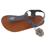 Sandalia respetuosa de piel en color Gris