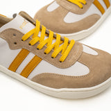 Deportiva barefoot 9028-XL horma ancha microfibra Arena/Blanco/Mostaza - Ohana Barefoot