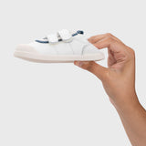 Deportiva respetuosa infantil Berlin White Jeans en horma Wide