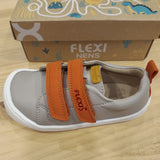 Zapatilla respetuosa infantil Kobe Stone/Papaya