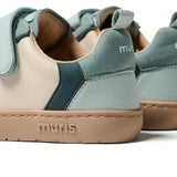 Deportiva respetuosa Petra Mini/Junior Steel