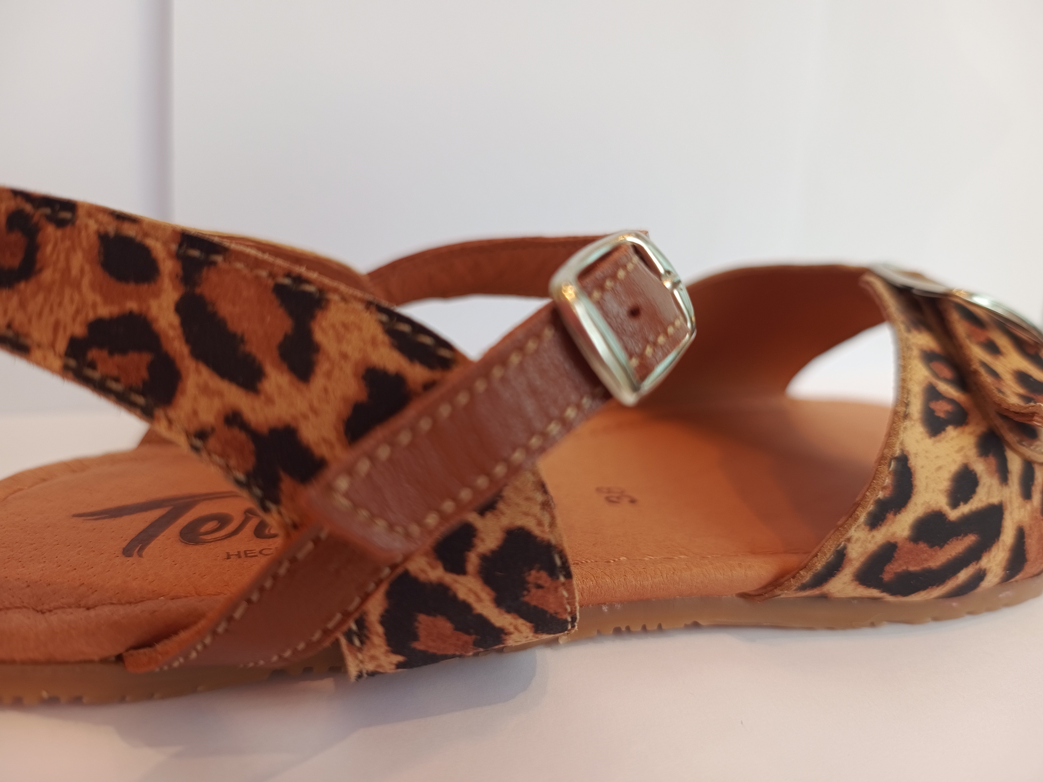 Sandalia barefoot Elx Leopardo - Ohana Barefoot