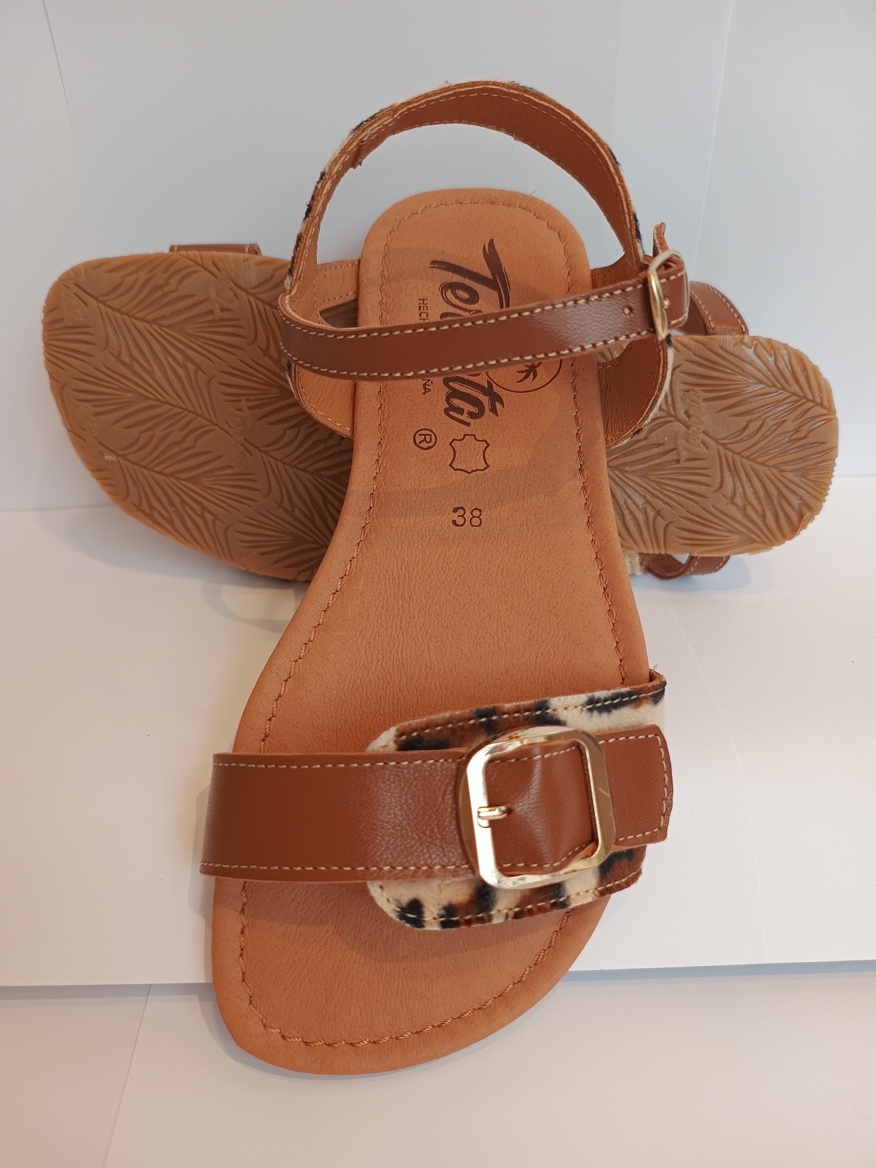 Sandalia barefoot Tabarca pelo Leopardo - Ohana Barefoot