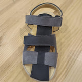 Sandalia respetuosa Nobuk Navy con Jeans - Ohana Barefoot