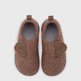 Zapatillas de interior respetuosas Junior Rizo en color Marron