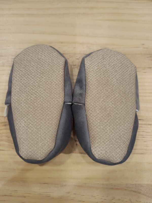 BABUCHA RESPETUOSA VELVET GREY COCO THE MINE - Imagen 4