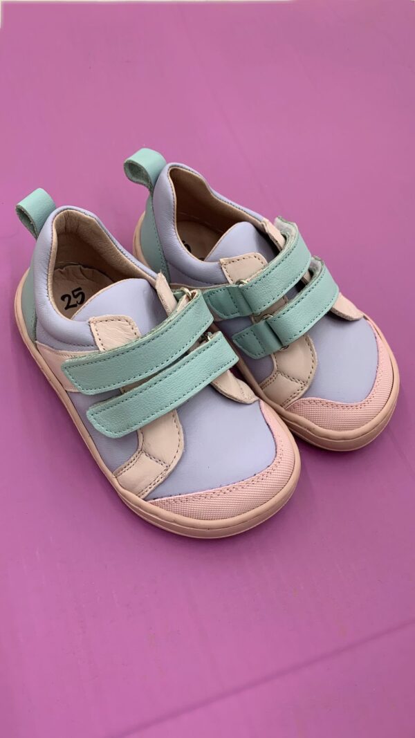 DEPORTIVA RESPETUOSA ZAPAMUNDO PASTEL HORMA PLUS DISPARES