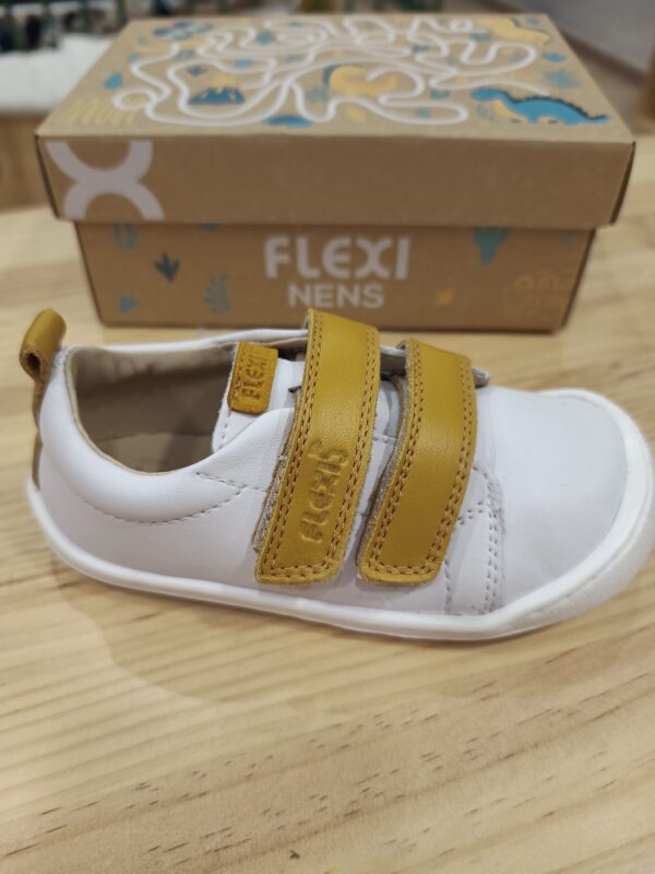 DEPORTIVA RESPETUOSA FLEXINENS BLANCO GOLDEN