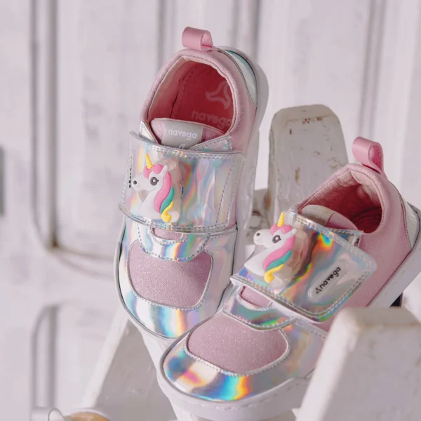 DEPORTIVA RESPETUOSA UNICORNIO ROSA CON LUCES NAVEGA BAREFOOT