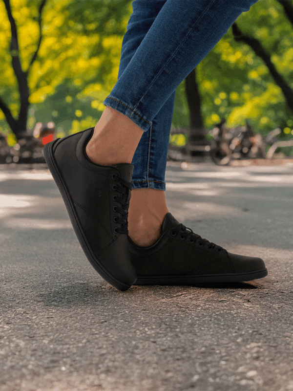 BE LENKA CORE ALL BLACK BAREFOOT - Imagen 2