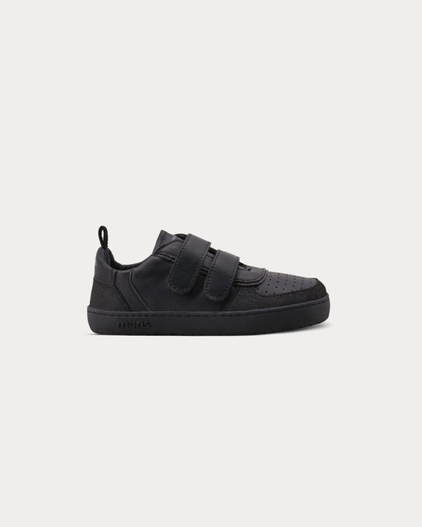 DEPORTIVA RESPETUOSA PETRA JUNIOR BLACK -MURIS BRAND - Imagen 2