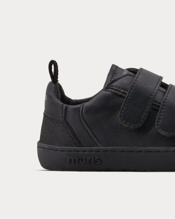 DEPORTIVA RESPETUOSA PETRA JUNIOR BLACK -MURIS BRAND - Imagen 4