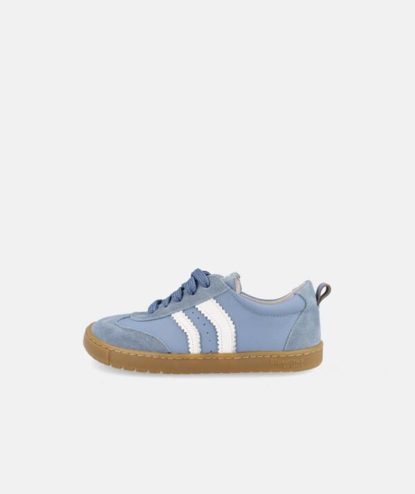 DEPORTIVA RESPETUOSA DELFIN AZUL DE BLANDITOS BY CRIOS - Imagen 2