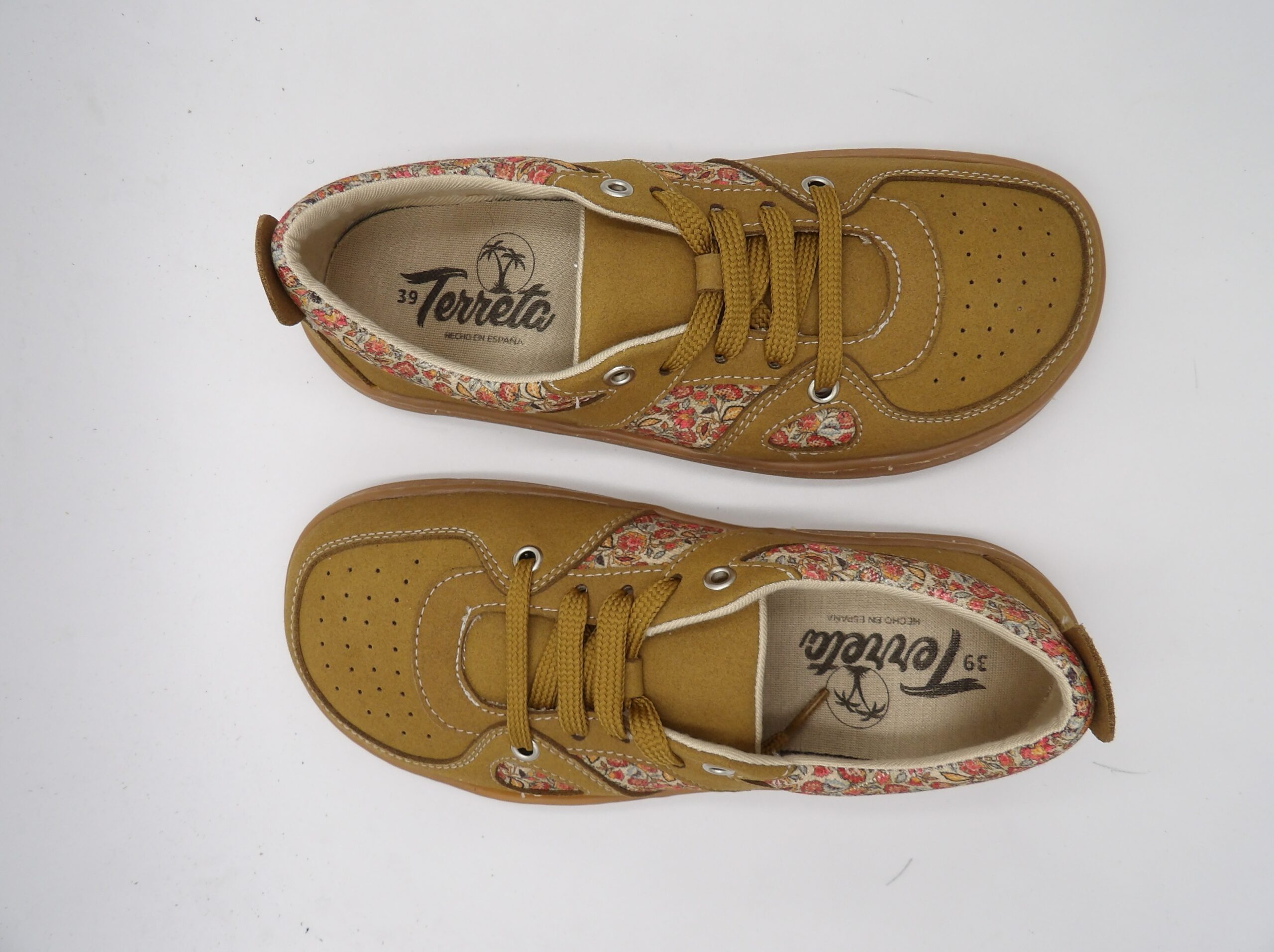 SNEAKERS BAREFOOT AUGUSTA MARRON ESTAMPADO FLORAL DE TERRETA - Imagen 4