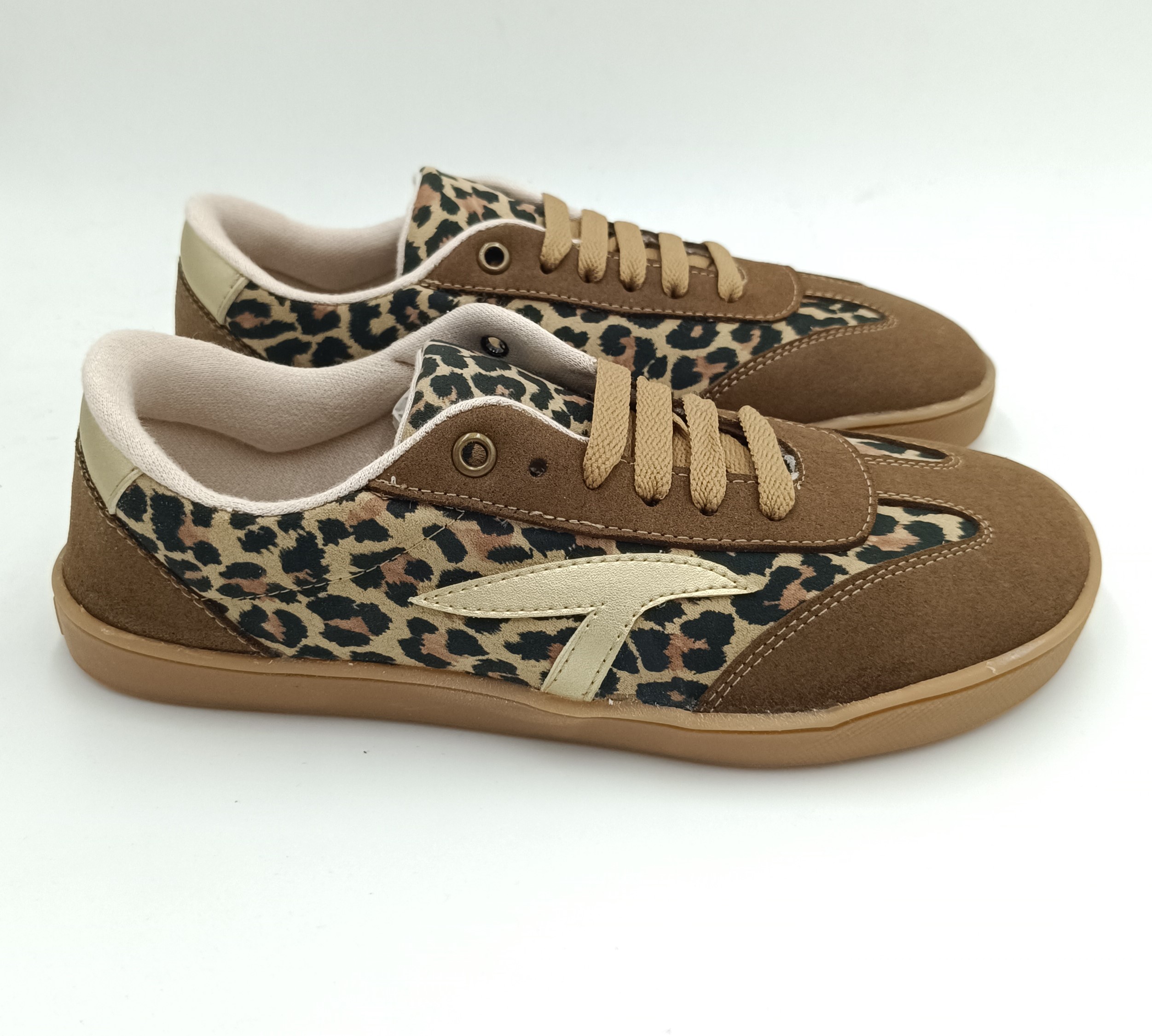 SNEAKERS BAREFOOT ARENAL SALVAJE MARRON DE TERRETA